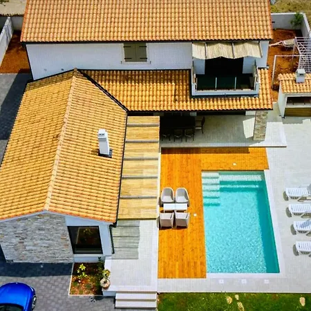 Feriehus Incredible Adriatic Jewel Amze
